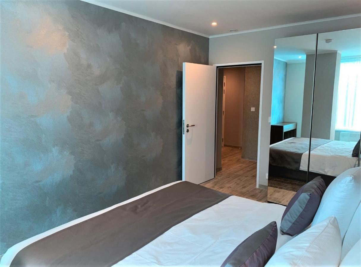 Smartflats - Midi 33 Apartment Brussels Exterior photo